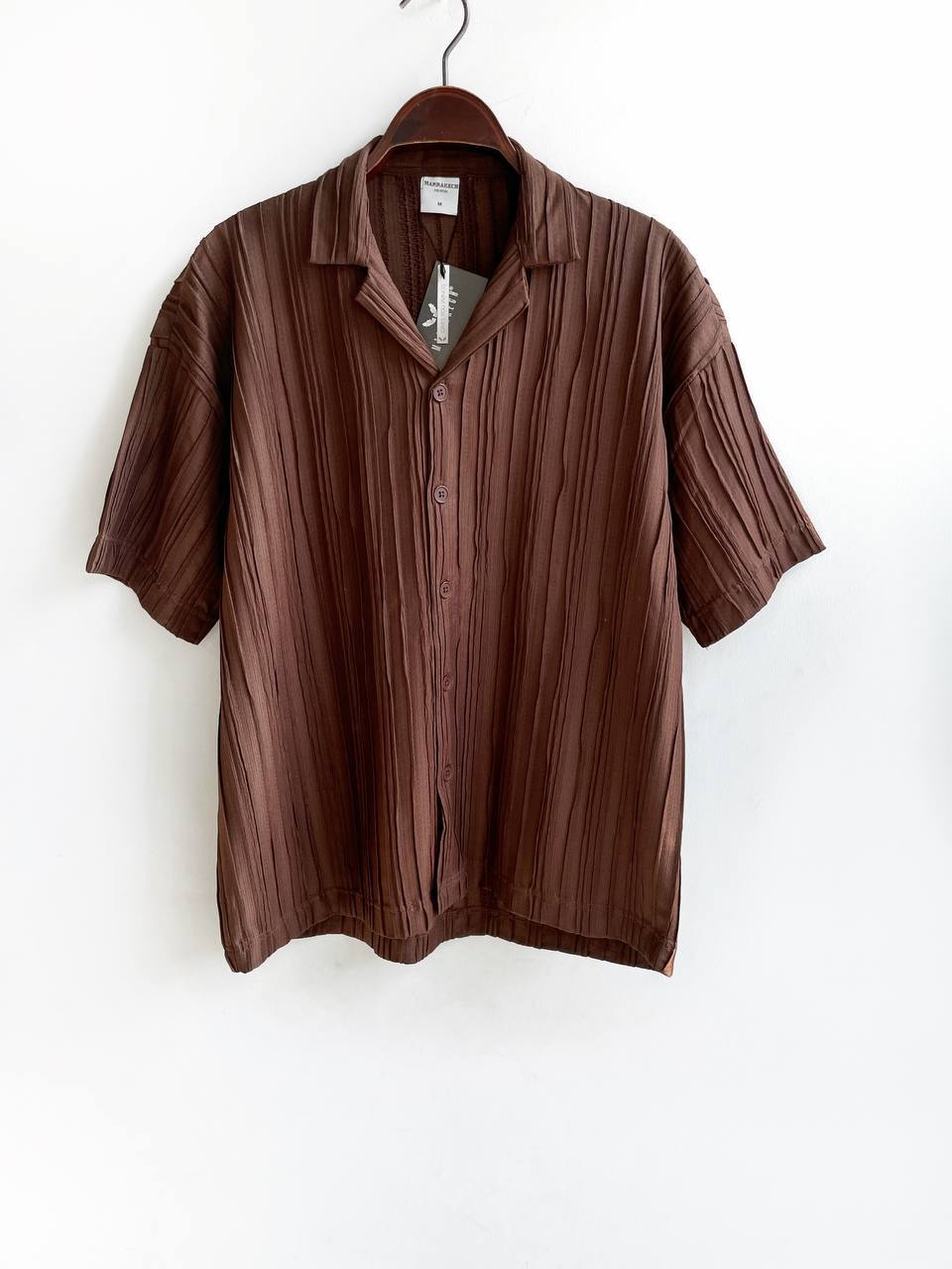 Moro set in brown