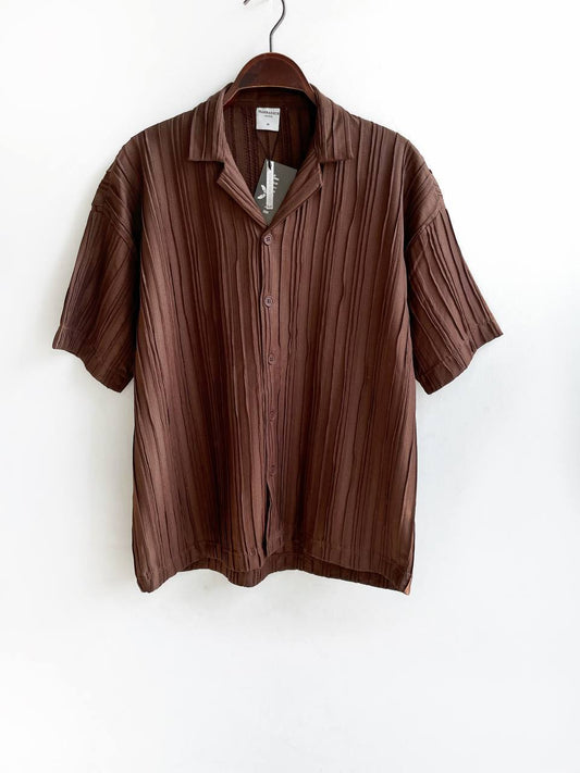 Moro set in brown